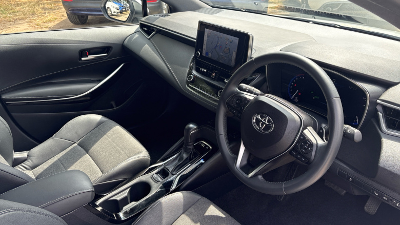 Toyota Corolla 2.0 VVT-i Hybrid Design 5dr CVT Hybrid Hatchback